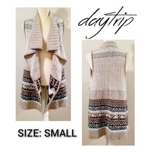 DAYTRIP Sleeveless SweaterVest - Size SMALL
